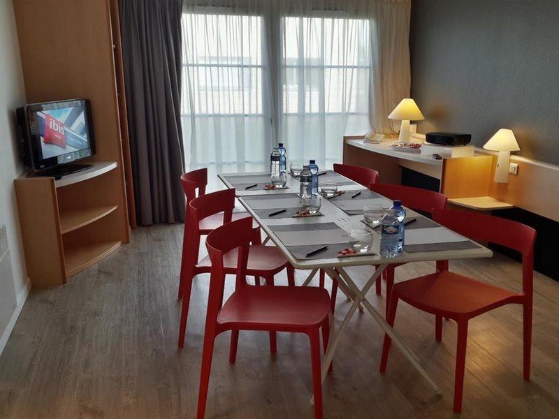 Ibis Nantes Treillieres Hotell Exteriör bild